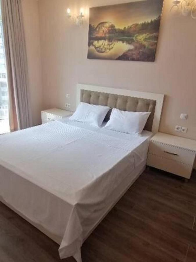 Batymi Lux Apartment Batumi Luaran gambar