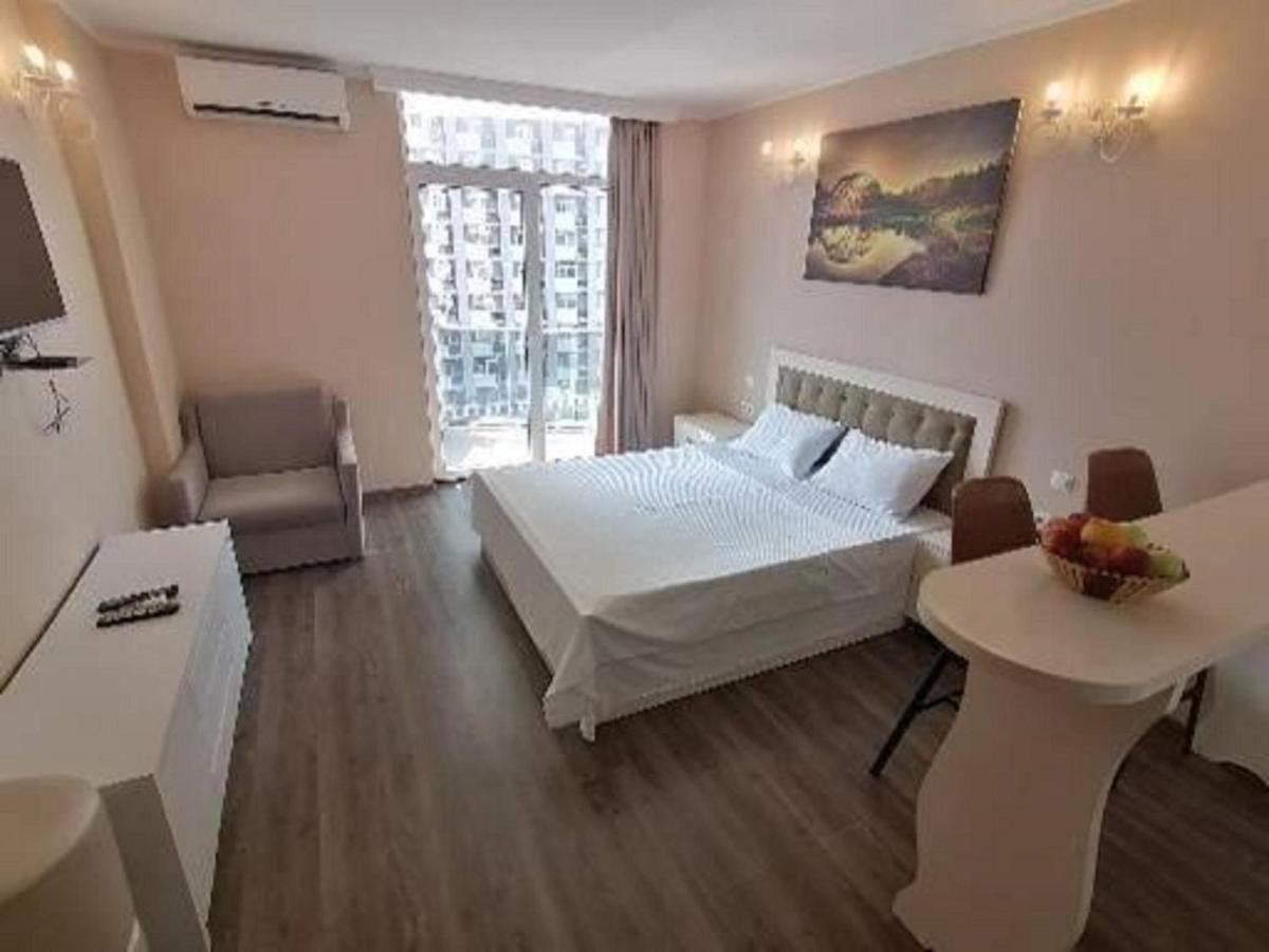 Batymi Lux Apartment Batumi Luaran gambar