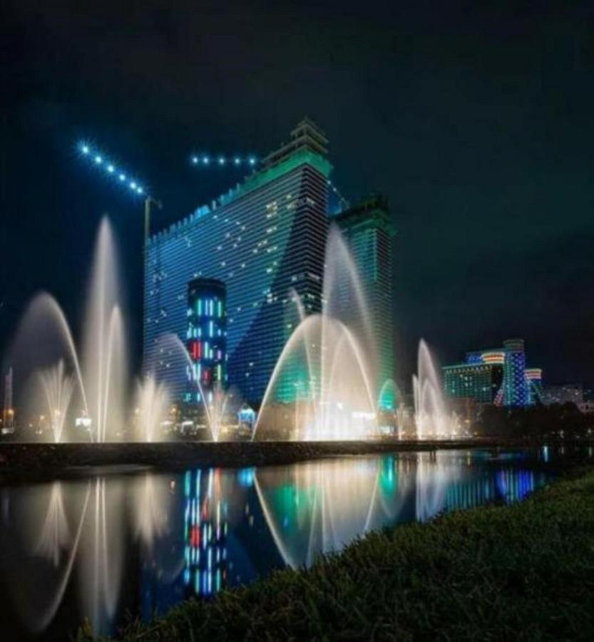Batymi Lux Apartment Batumi Luaran gambar