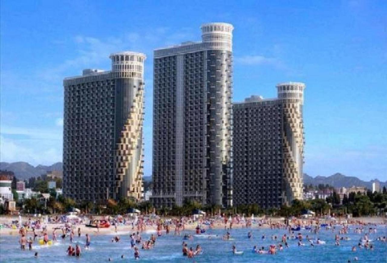 Batymi Lux Apartment Batumi Luaran gambar